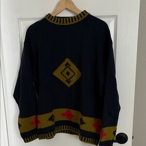 United Colors Of Benetton Black and Gold Crewneck Sweater